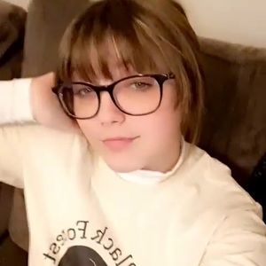 Meet your Posher, Layla